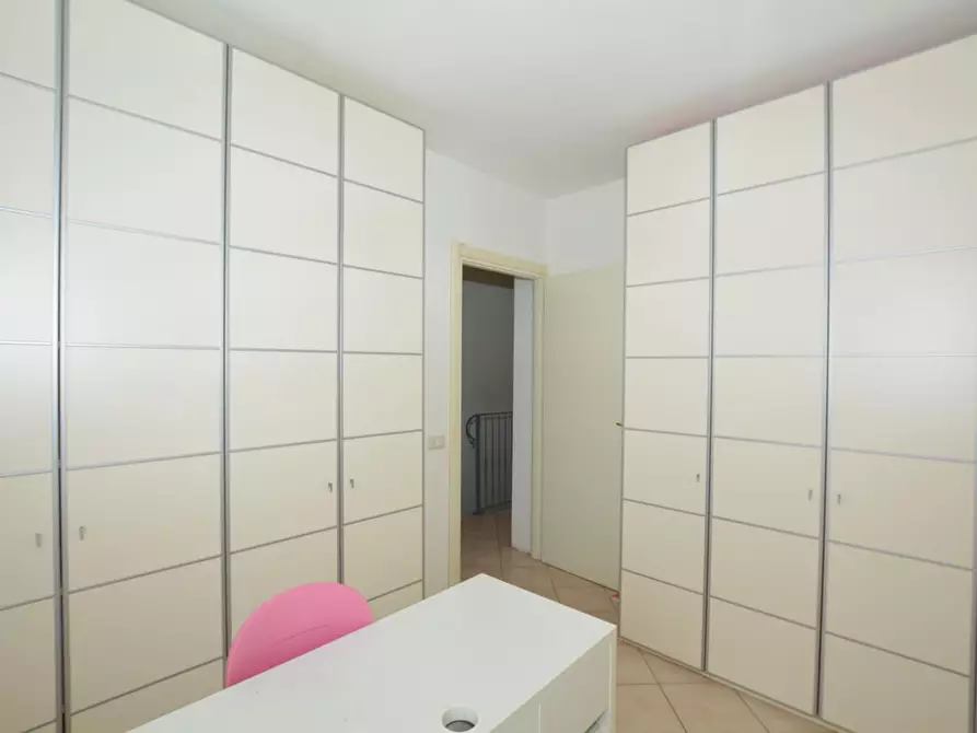Immagine 14 di Casa bifamiliare in vendita  a Camaiore