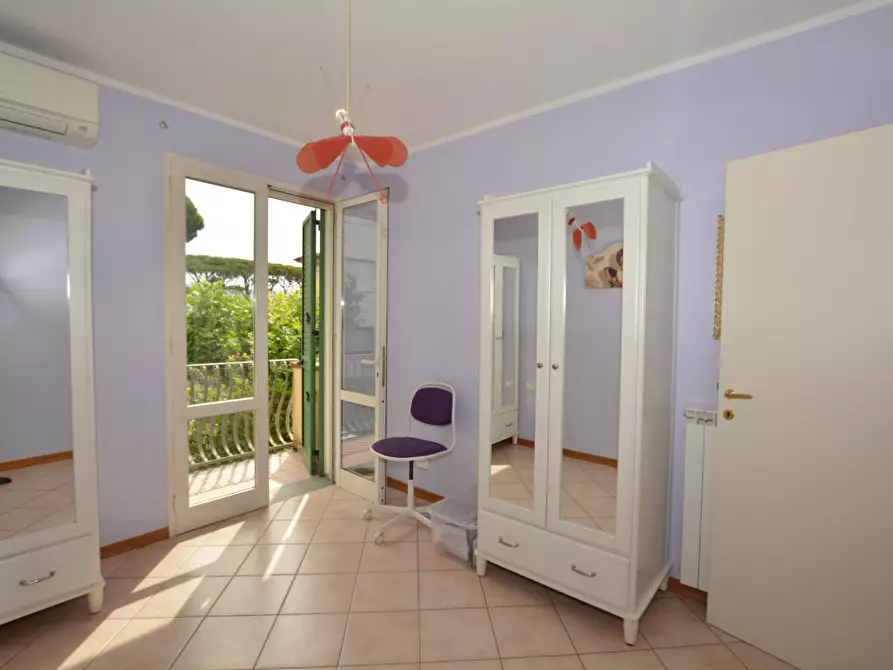 Immagine 16 di Casa bifamiliare in vendita  a Camaiore