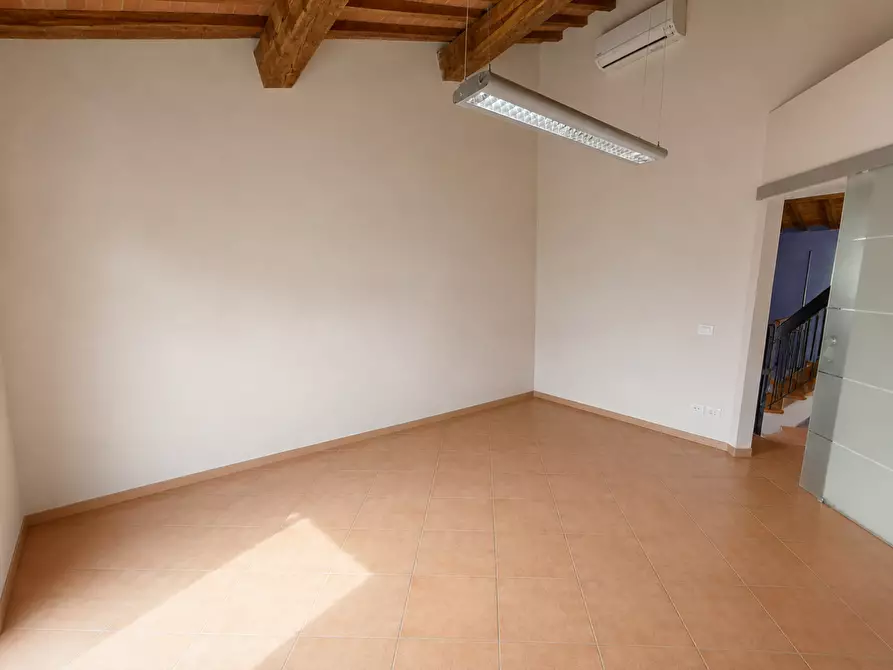 Immagine 13 di Terratetto in vendita  a Cascina