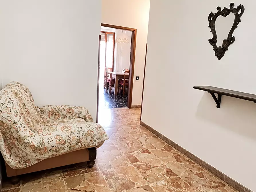Immagine 6 di Appartamento in vendita  a Colle Di Val D'elsa