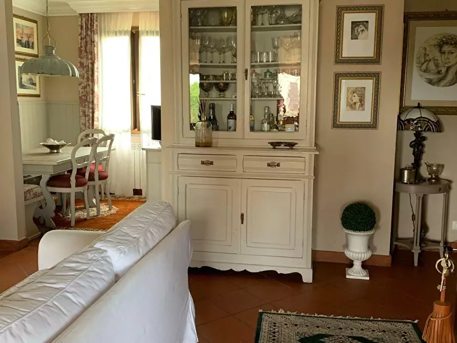 Immagine 12 di Appartamento in vendita  a Pontedera