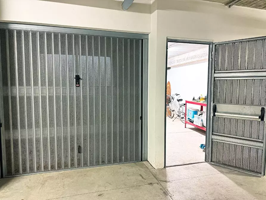 Immagine 25 di Appartamento in vendita  a Pisa