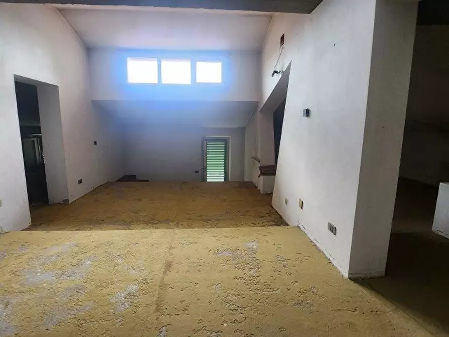 Immagine 12 di Casa bifamiliare in vendita  a Calcinaia