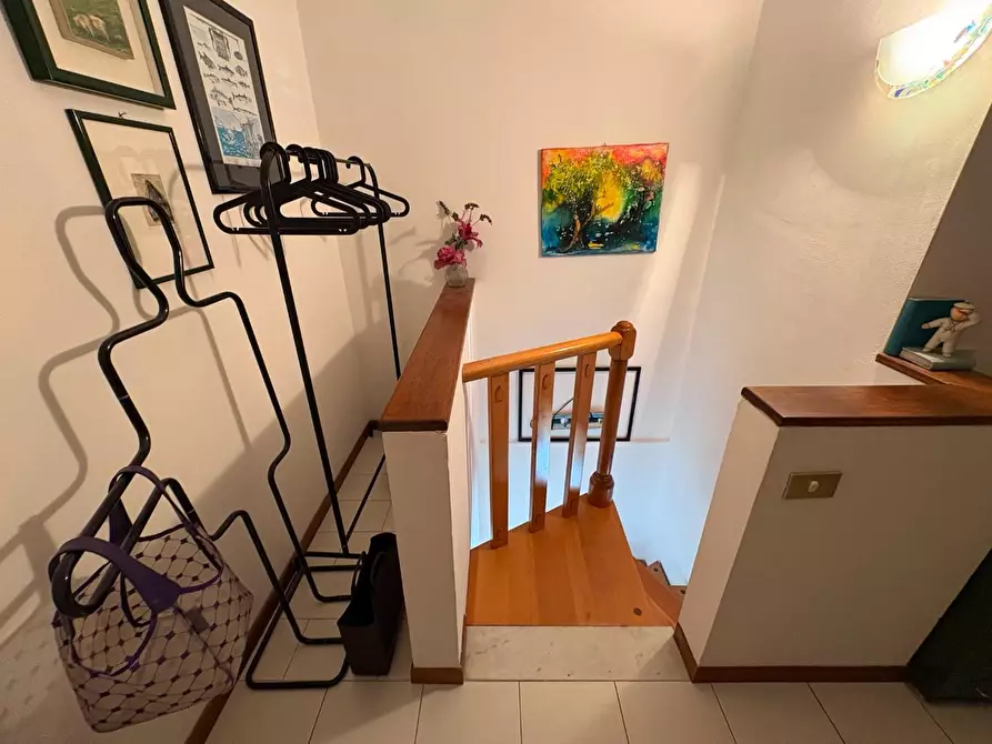 Immagine 13 di Appartamento in vendita  a Montignoso