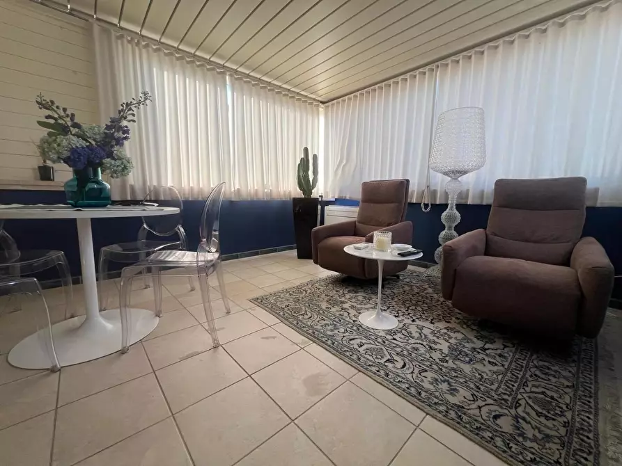Immagine 2 di Appartamento in vendita  a Camaiore