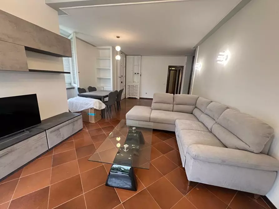 Immagine 2 di Mansarda in vendita  a Camaiore
