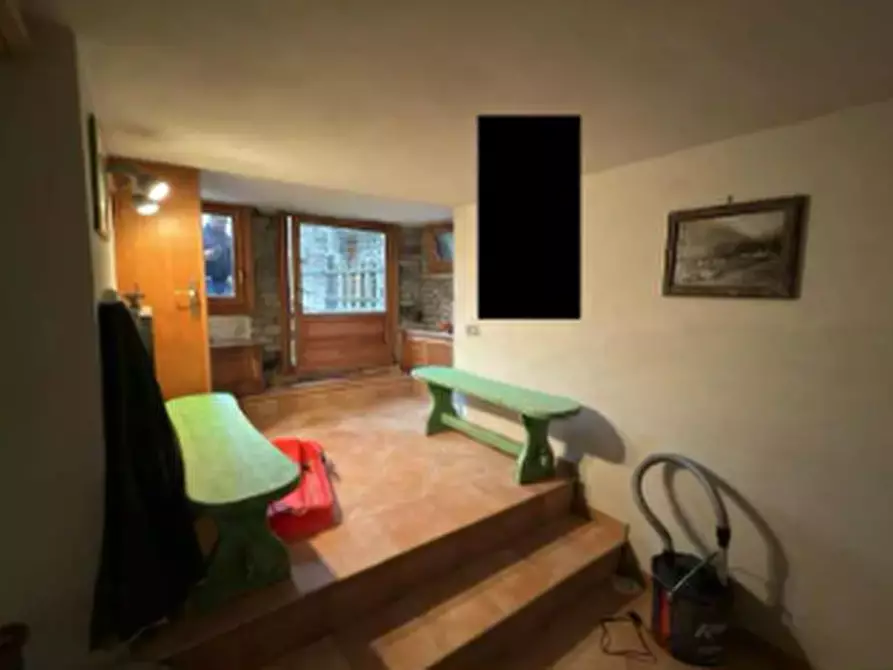 Immagine 3 di Palazzo in vendita  a Valprato Soana