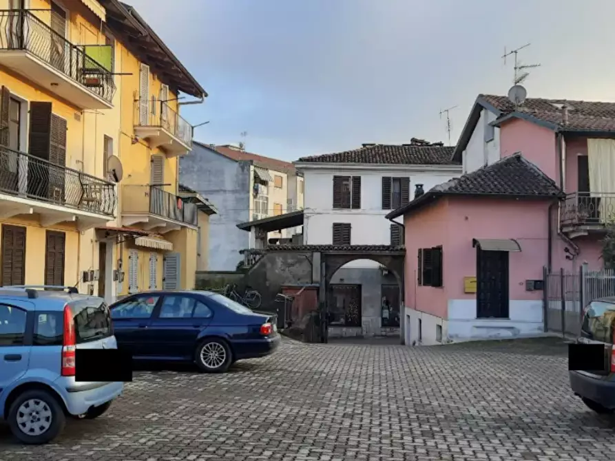 Immagine 11 di Appartamento in vendita  a Gassino Torinese