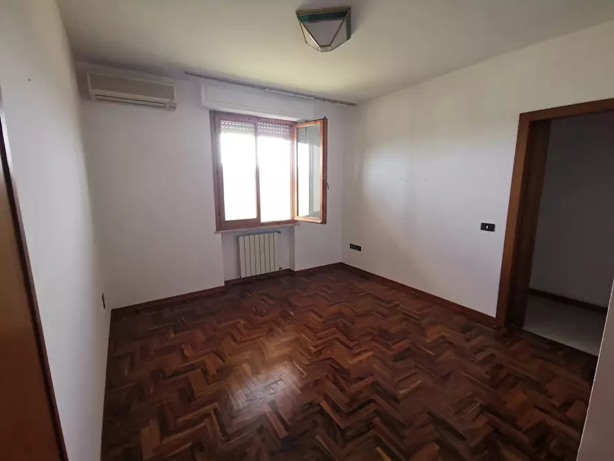 Immagine 14 di Appartamento in vendita  a Santa Croce Sull'arno