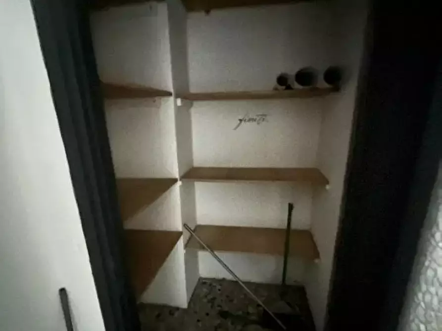 Immagine 6 di Ufficio in vendita  a Chivasso