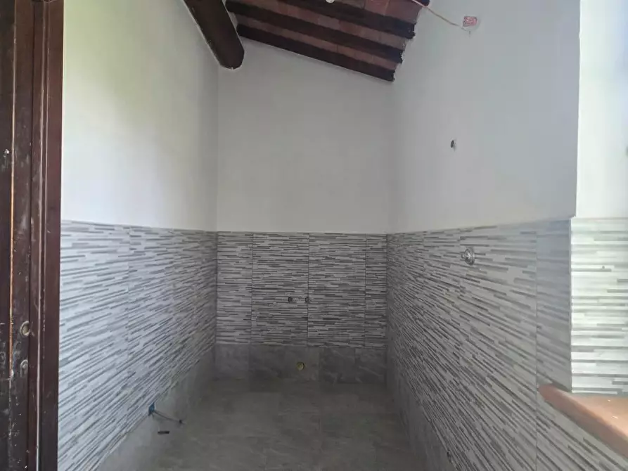 Immagine 14 di Appartamento in vendita  a Colle Di Val D'elsa