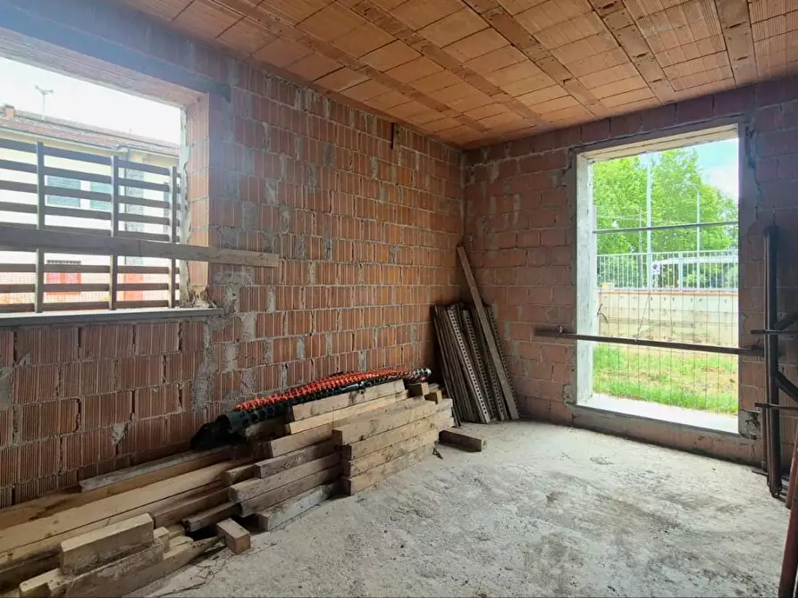 Immagine 20 di Villa in vendita  a Capannori