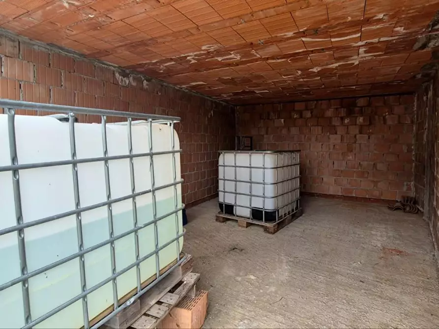 Immagine 31 di Villa in vendita  a Capannori
