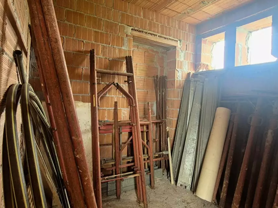 Immagine 23 di Villa in vendita  a Capannori