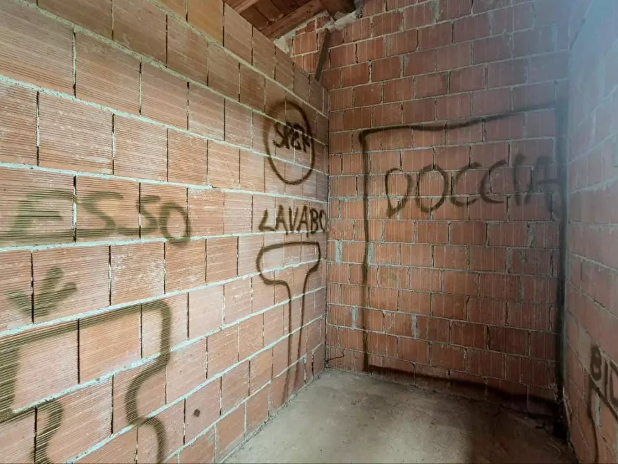 Immagine 30 di Villa in vendita  a Capannori