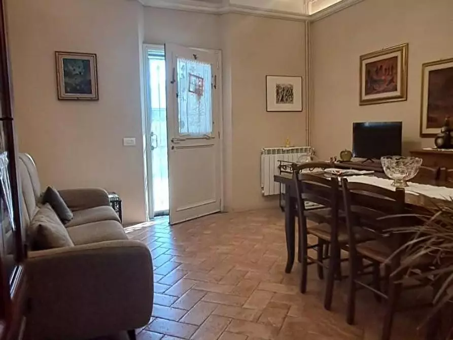 Immagine 11 di Terratetto in vendita  a Cascina