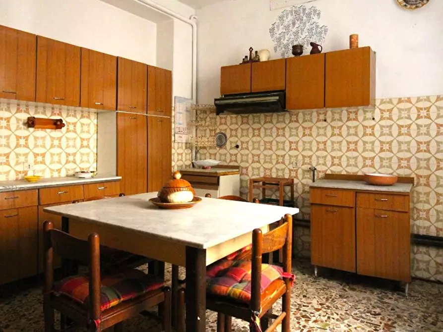 Immagine 7 di Appartamento in vendita  a Massa