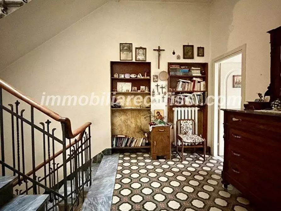 Immagine 17 di Terratetto in vendita  a Prato
