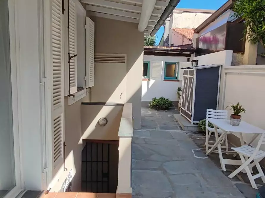 Immagine 28 di Porzione di casa in vendita  a Camaiore