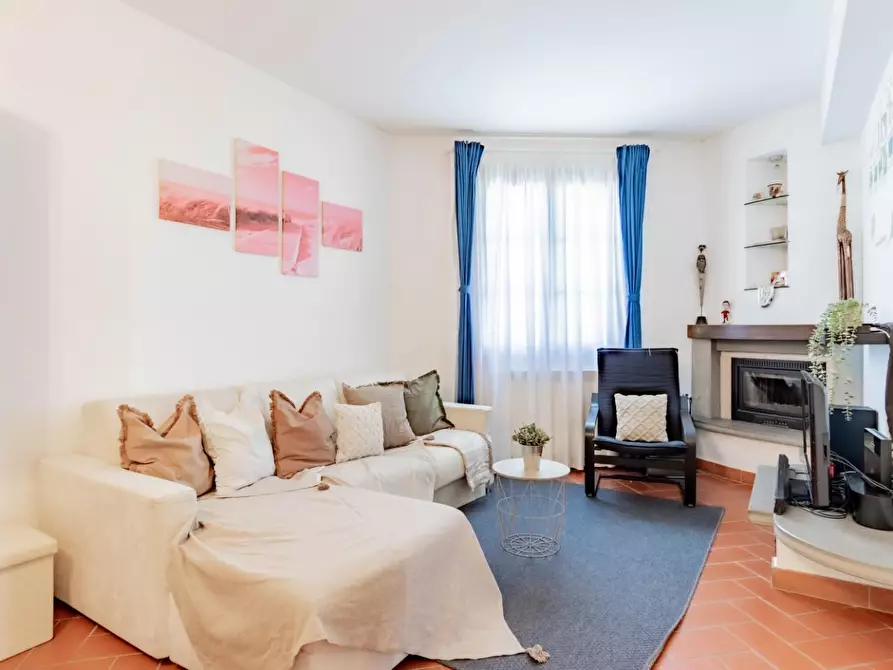Immagine 1 di Appartamento in vendita  a Calcinaia