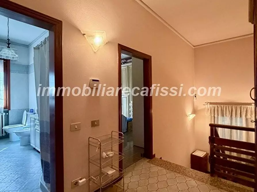 Immagine 12 di Terratetto in vendita  a Carmignano
