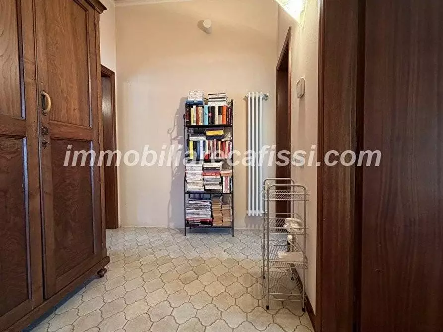 Immagine 10 di Terratetto in vendita  a Carmignano