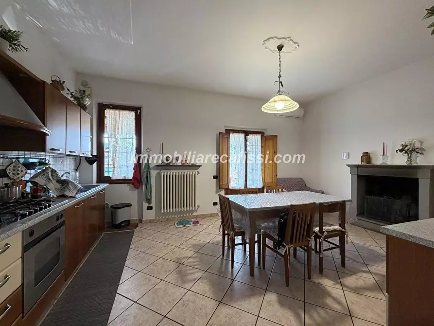 Immagine 7 di Terratetto in vendita  a Carmignano