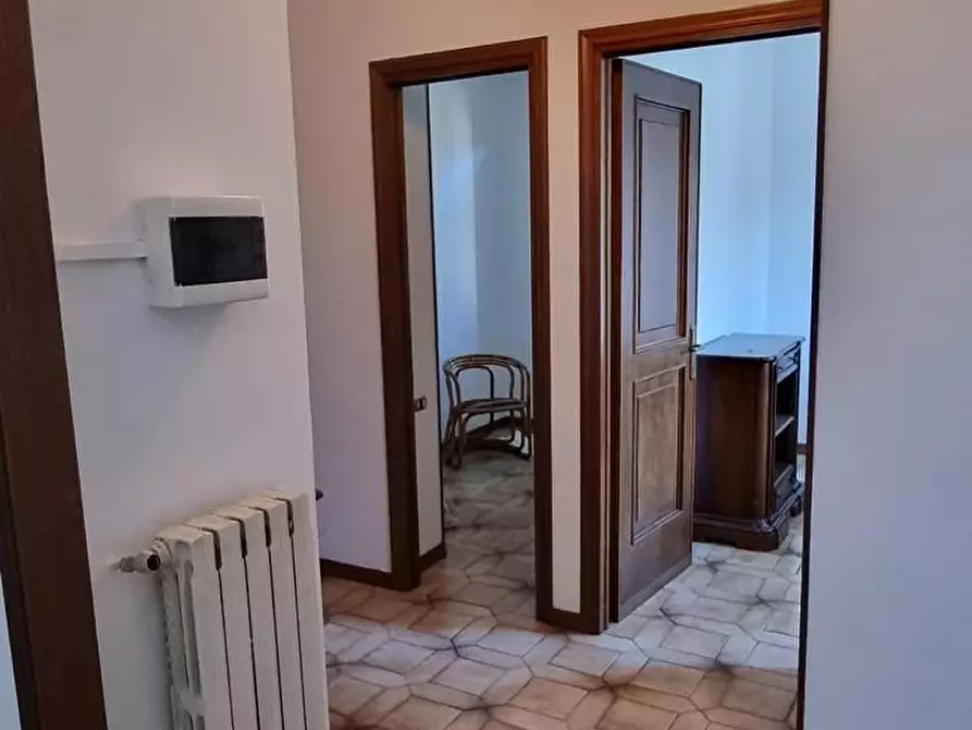 Immagine 8 di Appartamento in affitto  a San Giuliano Terme