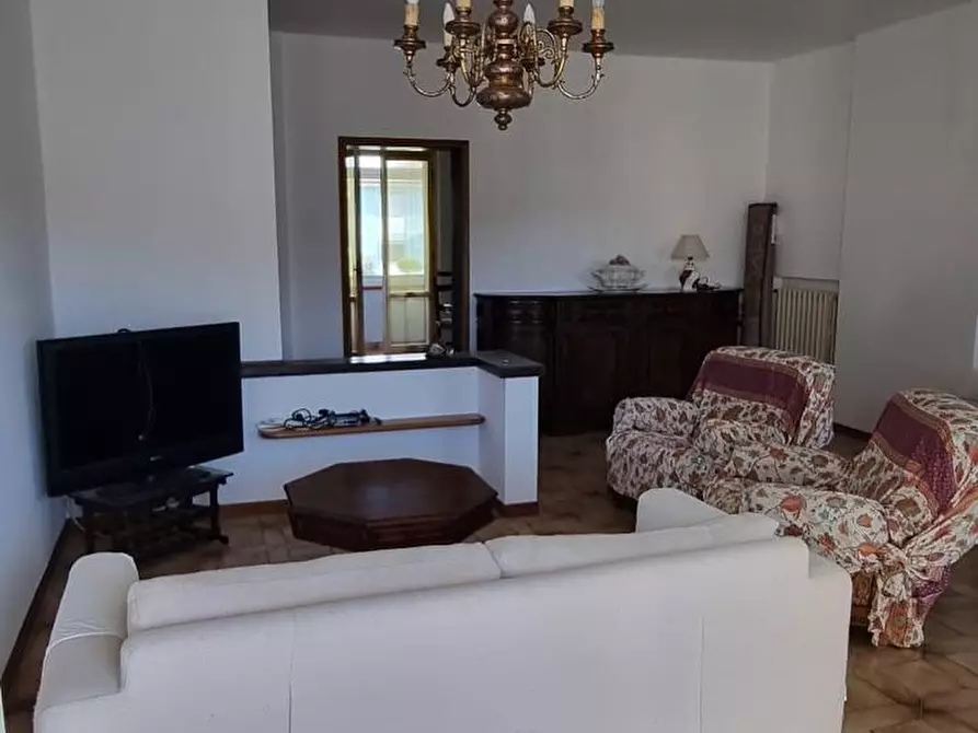 Immagine 9 di Appartamento in affitto  a San Giuliano Terme