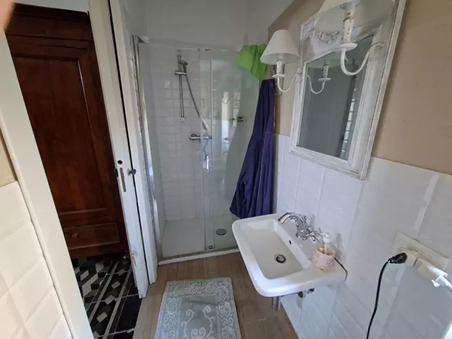 Immagine 13 di Porzione di casa in vendita  a Pontedera