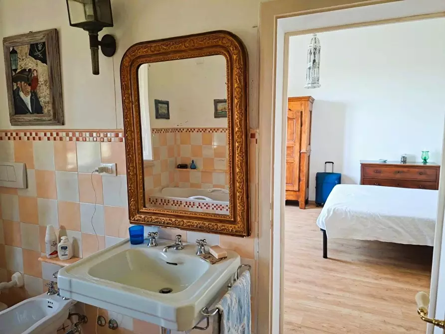 Immagine 24 di Porzione di casa in vendita  a Pontedera