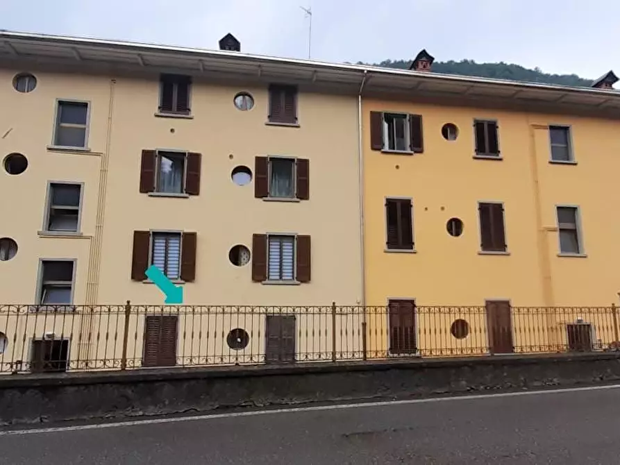 Immagine 1 di Appartamento in vendita  a Vertova