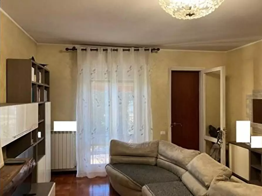 Immagine 4 di Villetta a schiera in vendita  a Burago Di Molgora