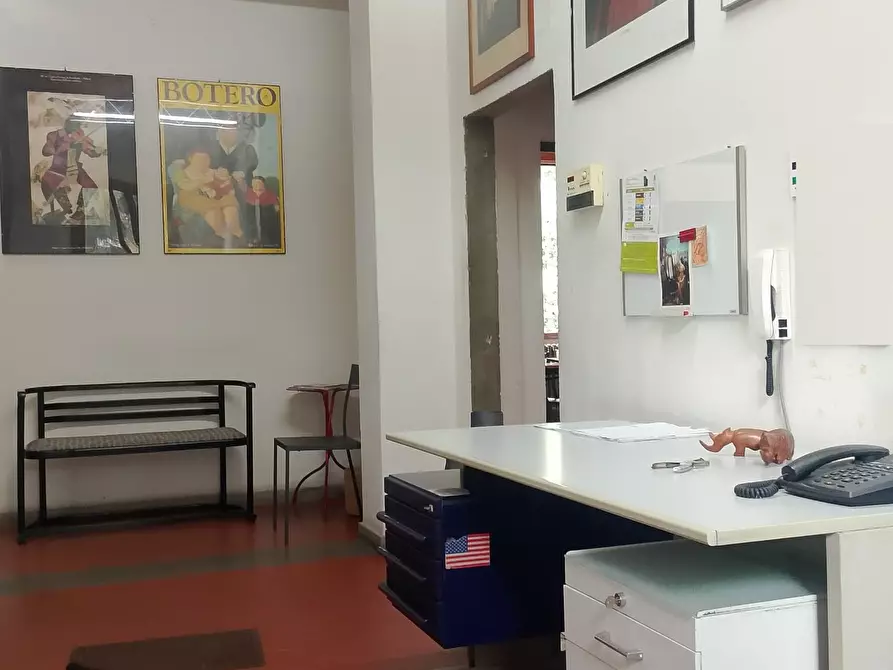 Immagine 10 di Ufficio in vendita  a Empoli