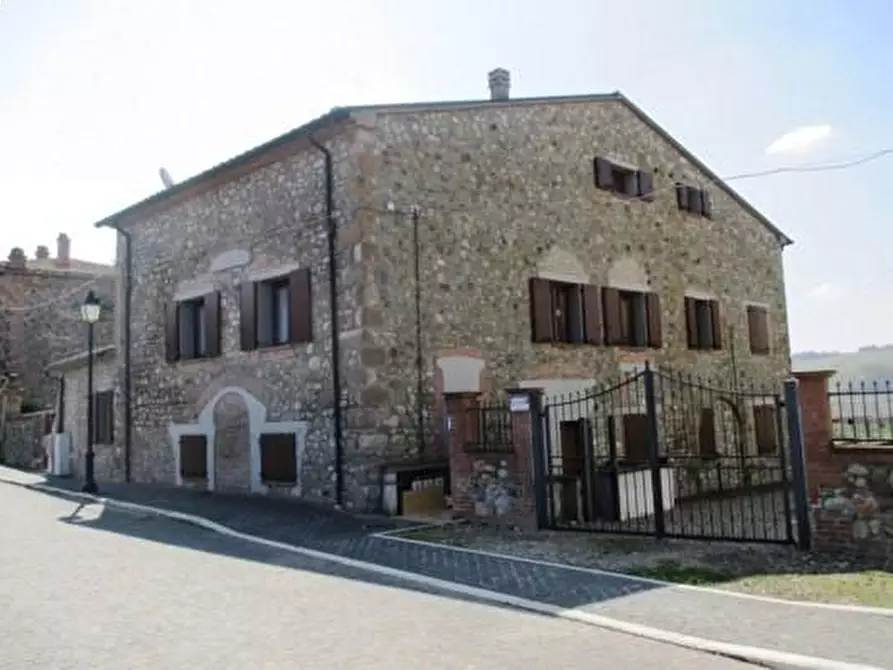 Immagine 6 di Appartamento in vendita  a Proceno
