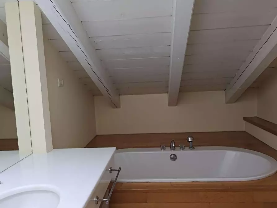 Immagine 6 di Villetta a schiera in vendita  a Villasanta