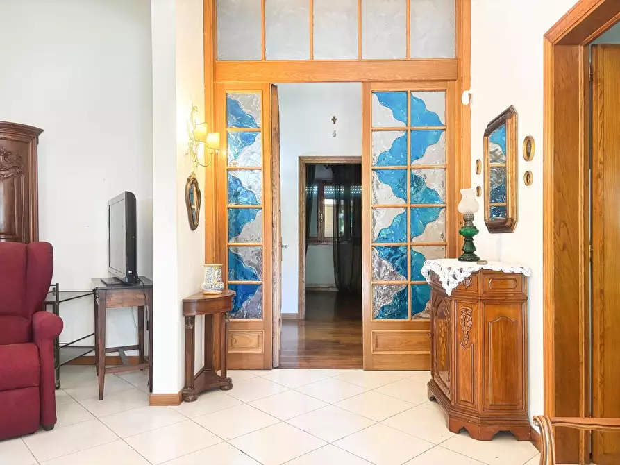 Immagine 5 di Villa in vendita  a Montelupo Fiorentino