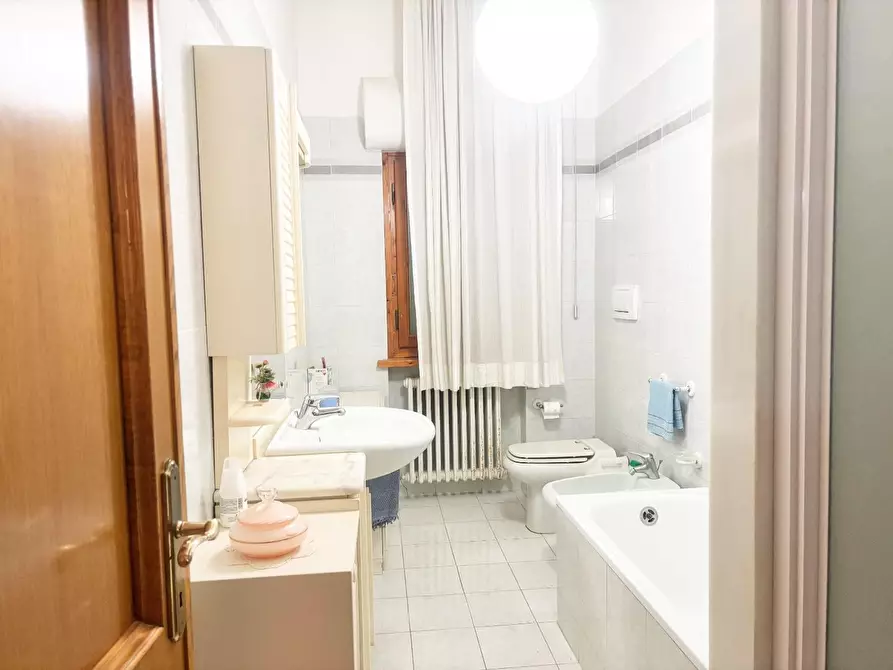 Immagine 15 di Villa in vendita  a Montelupo Fiorentino