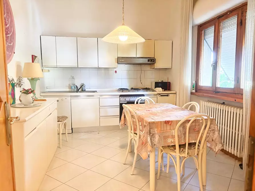 Immagine 9 di Villa in vendita  a Montelupo Fiorentino