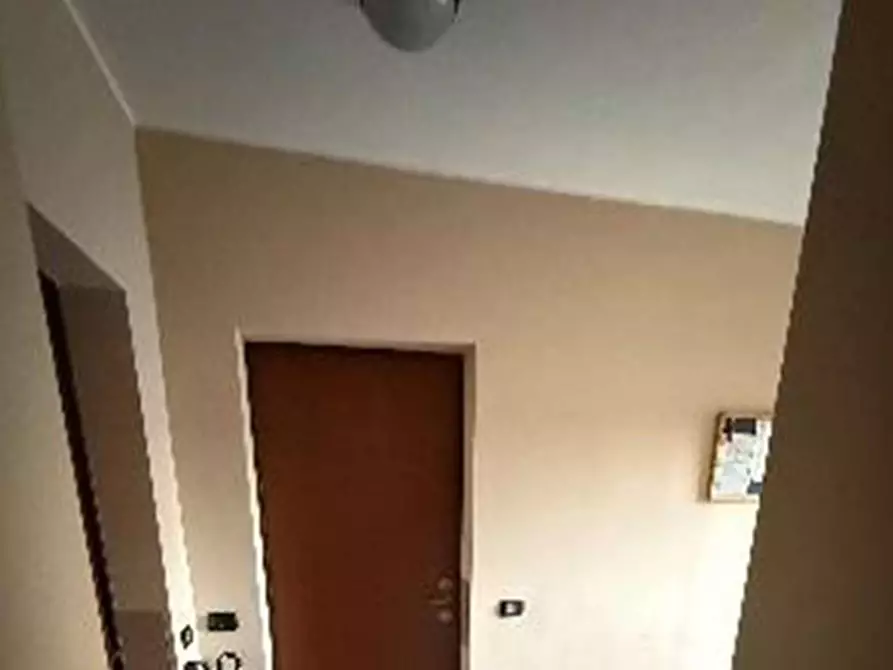 Immagine 17 di Appartamento in vendita  a Desio