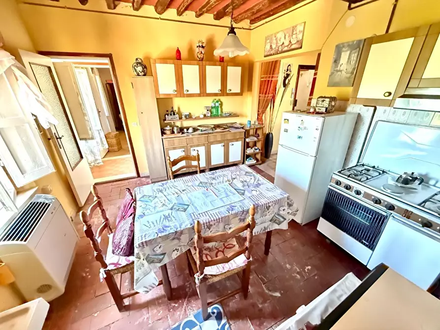 Immagine 4 di Appartamento in vendita  a Crespina Lorenzana