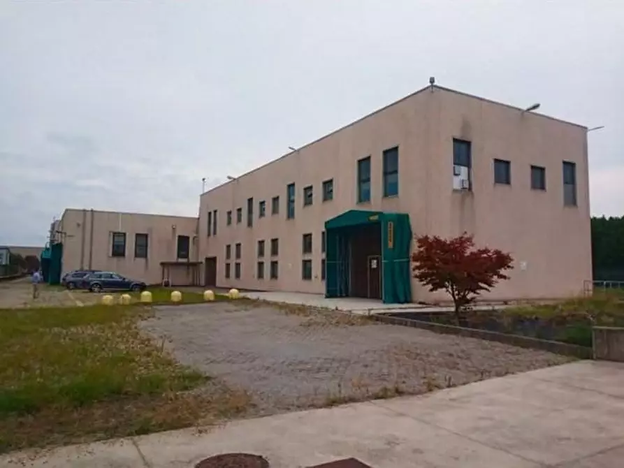 Immagine 6 di Capannone industriale in vendita  a Villasanta