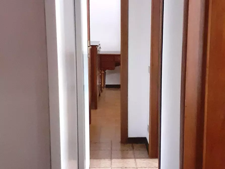 Immagine 7 di Appartamento in vendita  a Massa