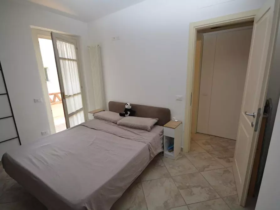 Immagine 13 di Appartamento in vendita  a Massa