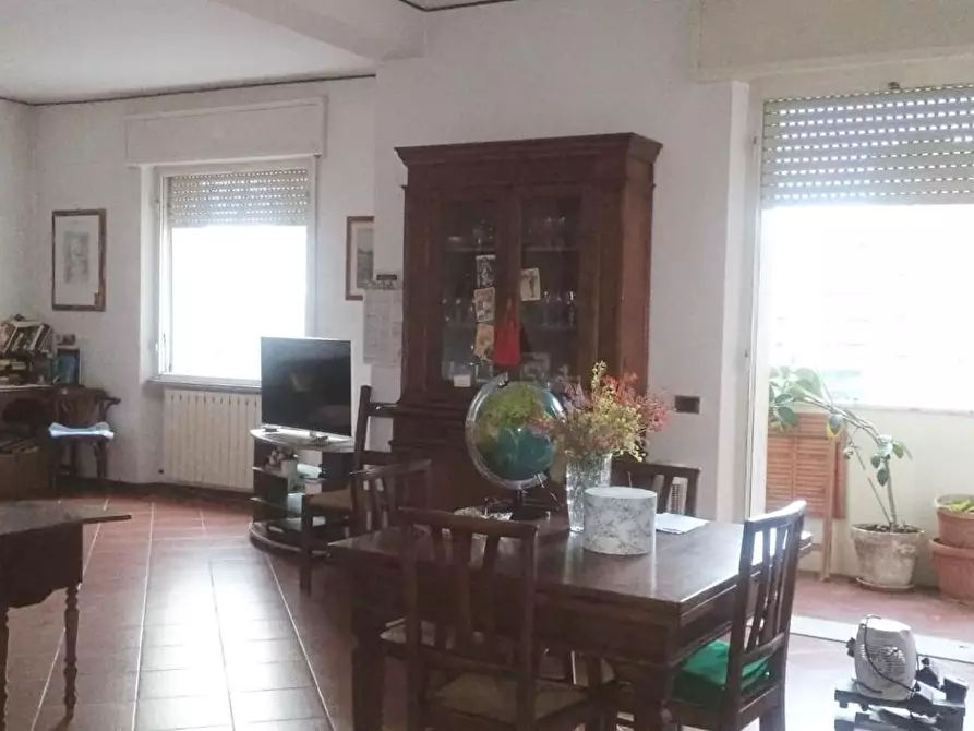 Immagine 5 di Appartamento in vendita  a Viareggio