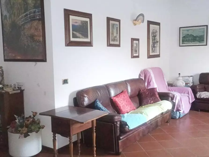 Immagine 8 di Appartamento in vendita  a Viareggio