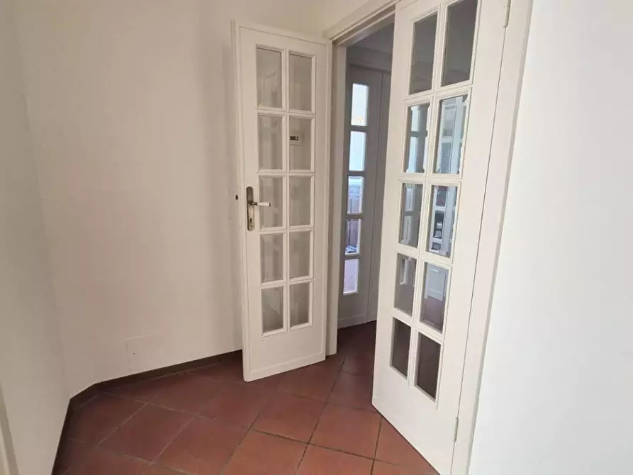 Immagine 35 di Appartamento in vendita  a Viareggio