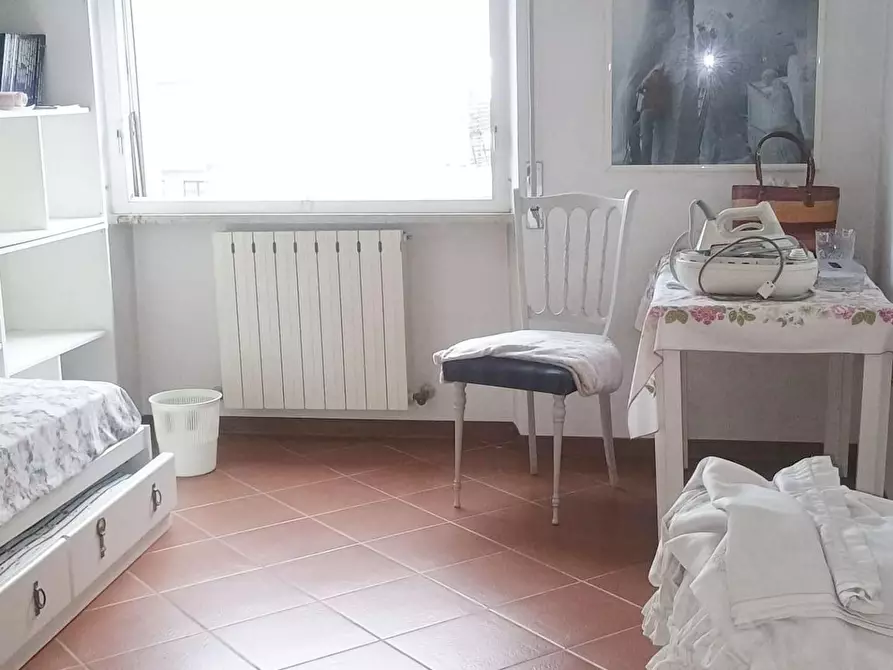 Immagine 25 di Appartamento in vendita  a Viareggio