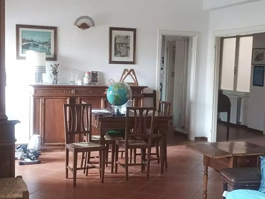 Immagine 6 di Appartamento in vendita  a Viareggio