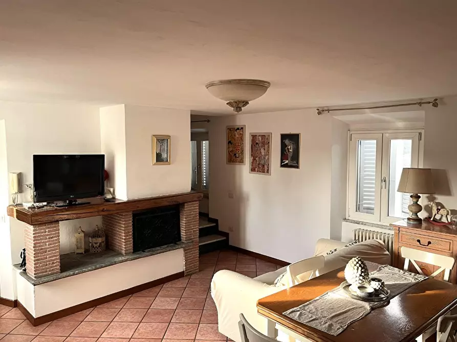 Immagine 1 di Terratetto in vendita  a Seravezza